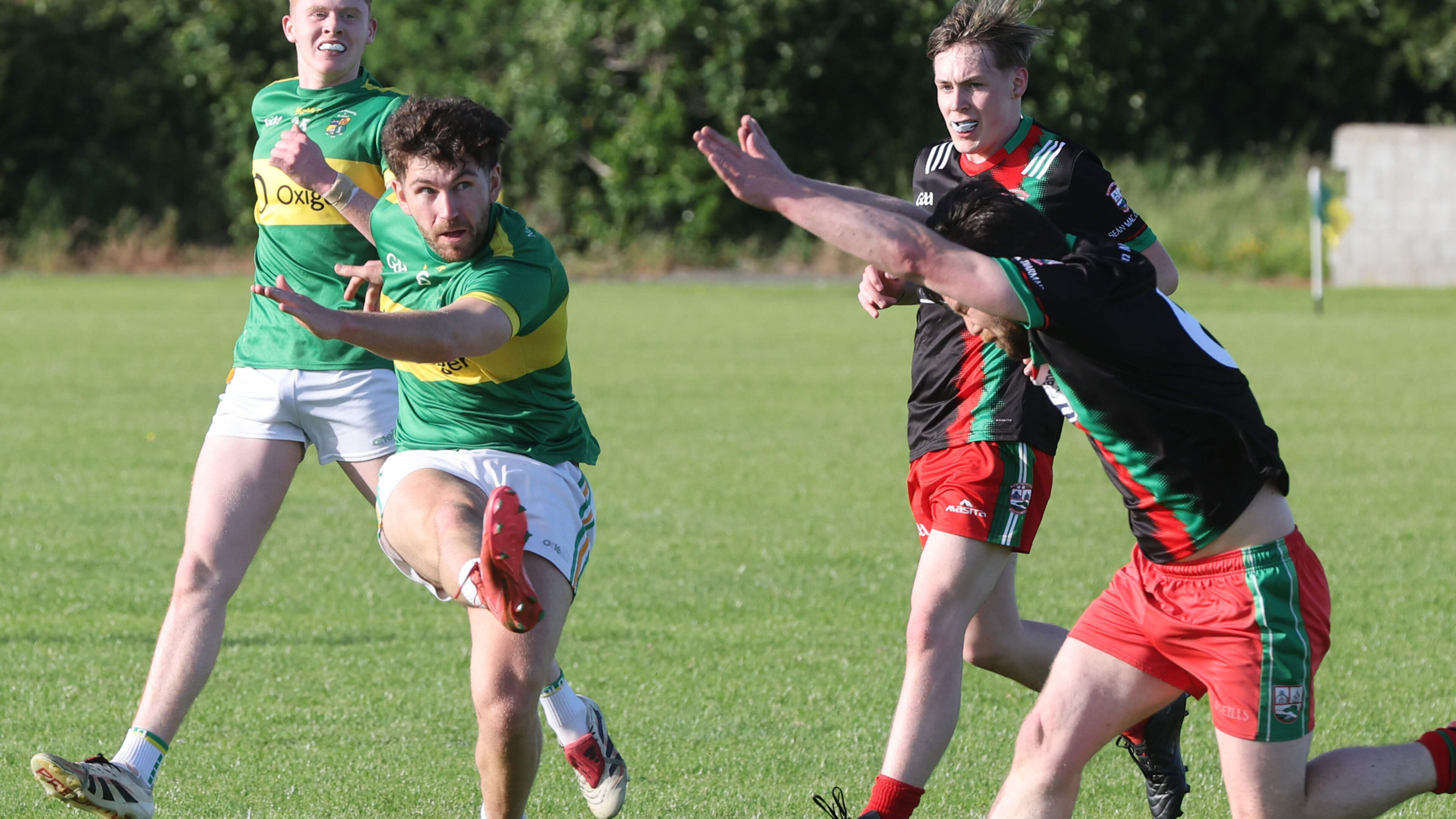 Louth FL Division 3 Round-up: Finbarrs keep the pressure on league leaders O’Connells and Lannléire
